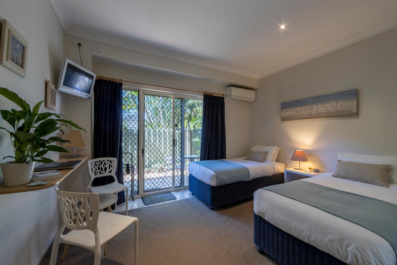 Beachhouse Bed And Breakfast Redcliffe Bagian luar foto
