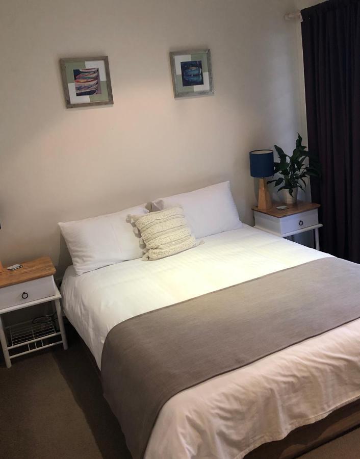Beachhouse Bed And Breakfast Redcliffe Bagian luar foto