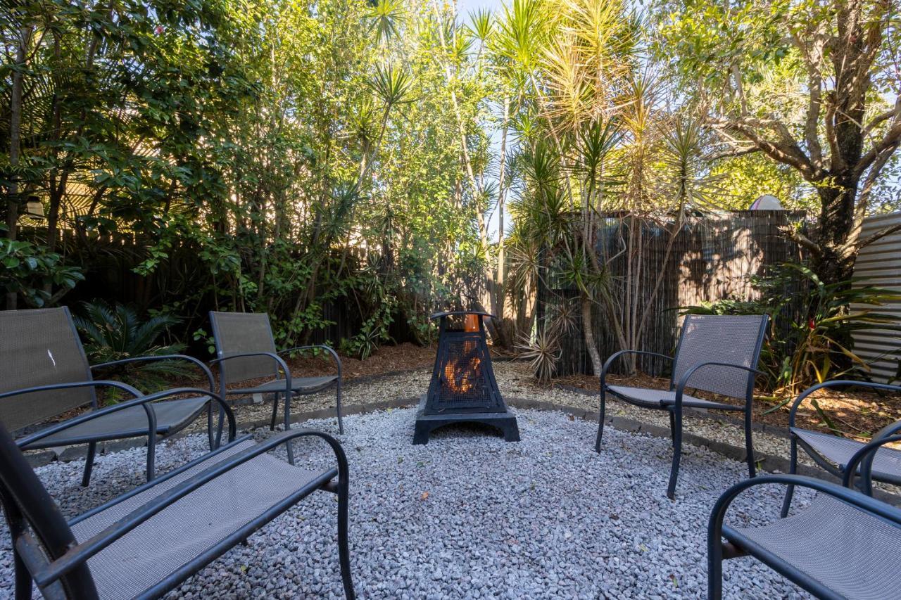 Beachhouse Bed And Breakfast Redcliffe Bagian luar foto
